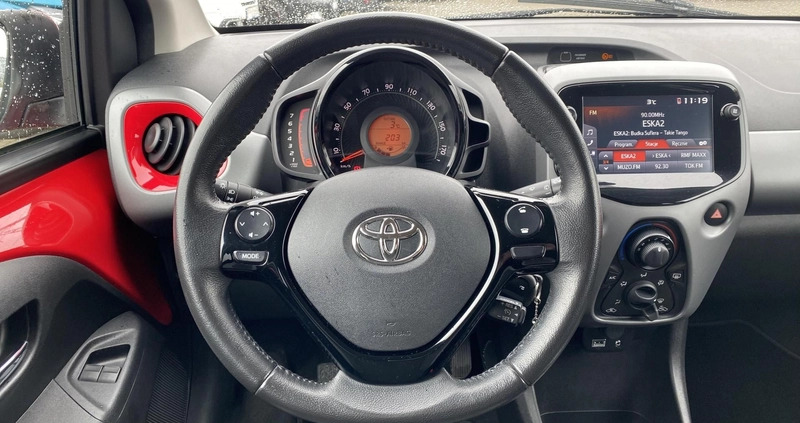 Toyota Aygo cena 45900 przebieg: 72000, rok produkcji 2019 z Bychawa małe 191